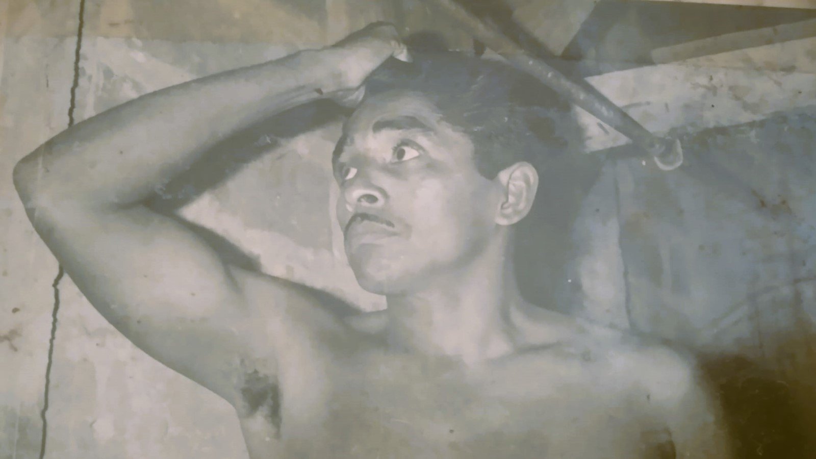 El Diablo Rojo, one of El Salvador’s most notorious heel wrestlers and El Vikingo’s toughest trainer who ‘roughed him up more than others’ during brutal apprenticeship. 