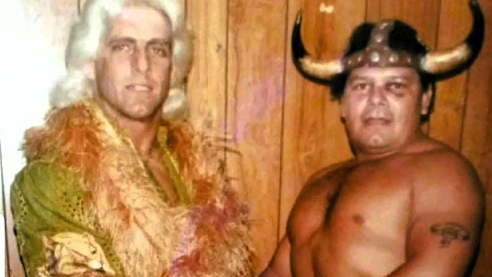 Wrestling legends Ric Flair and Salvador Pérez El Vikingo in Puerto Rico during El Vikingo’s management of international stars at WWC. 