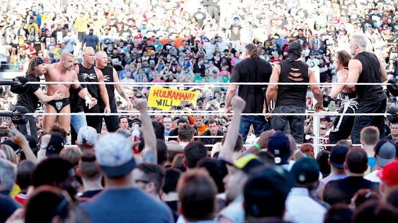 After Triple H defeats Sting at WrestleMania 31 on March 29, 2015, DX and the nWo face off at Levi’s Stadium in Santa Clara, a symbolic final end to WCW vs. WWE. 