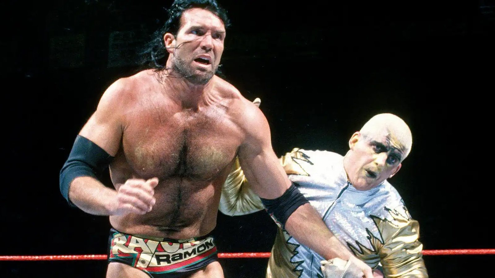 Goldust and Razor Ramon do battle in a contest at the Royal Rumble 1996 in what would then-unknowingly become Scott Hall's last major WWF appearance. The feud was unfortunately cut short as a result.