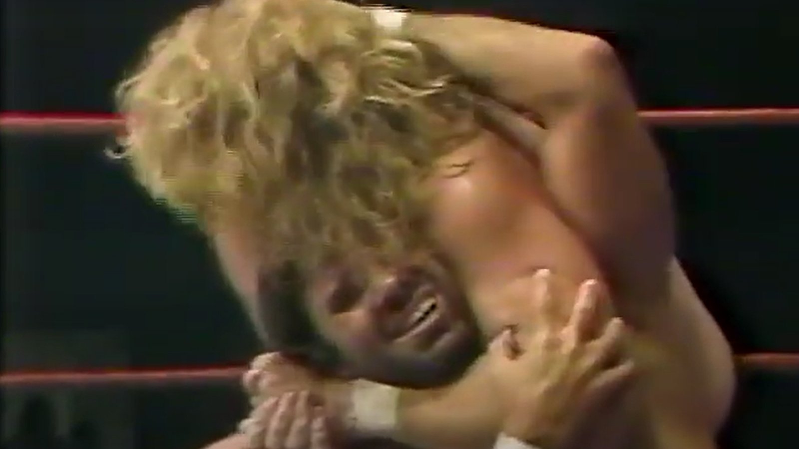 George Weingeroff: A Legally Blind Wrestler's Secret Tale ‘Wild’ Bill Irwin applies a headlock to George Weingeroff during their memorable 1984 World Class Championship Wrestling match at the Dallas Sportatorium, where Irwin famously declared to the crowd that Weingeroff ‘ain’t blind!’