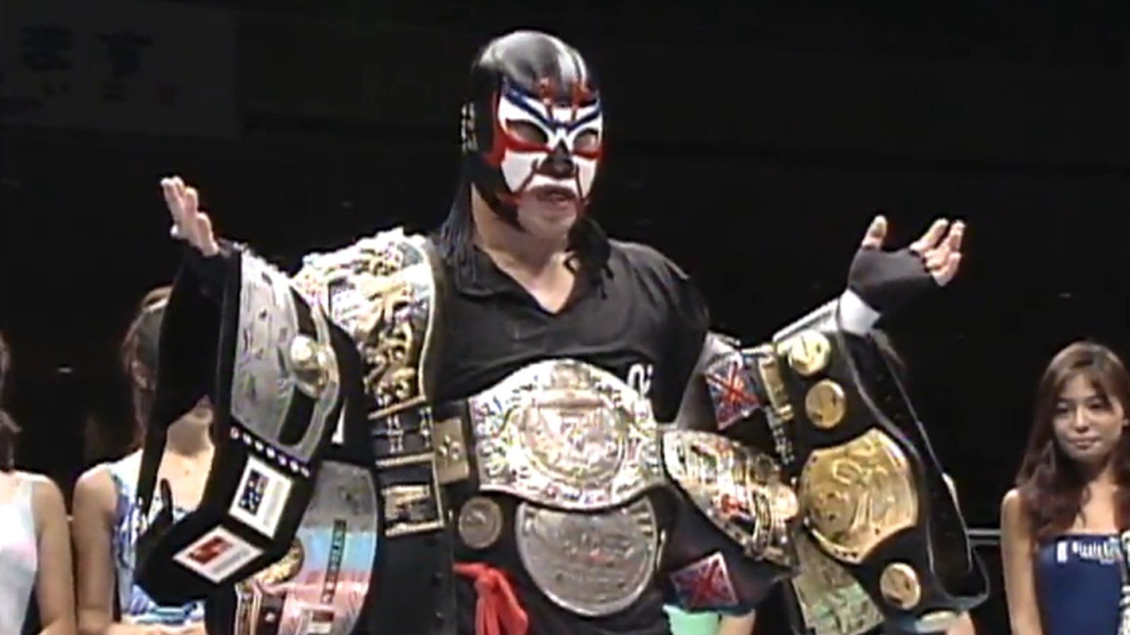 The Great Sasuke’s (Masanori Murakawa) reputation as Michinoku Pro Wrestling founder and Japanese wrestling pioneer earned widespread industry support following his controversial 1999 encounter with Jason Harrison’s Dirtbike Kid character, reflecting professional wrestling’s cultural hierarchy.