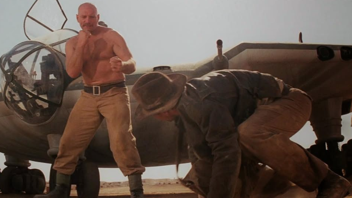 Pat Roach exchanges blows with Harrison Ford in Indiana Jones! 