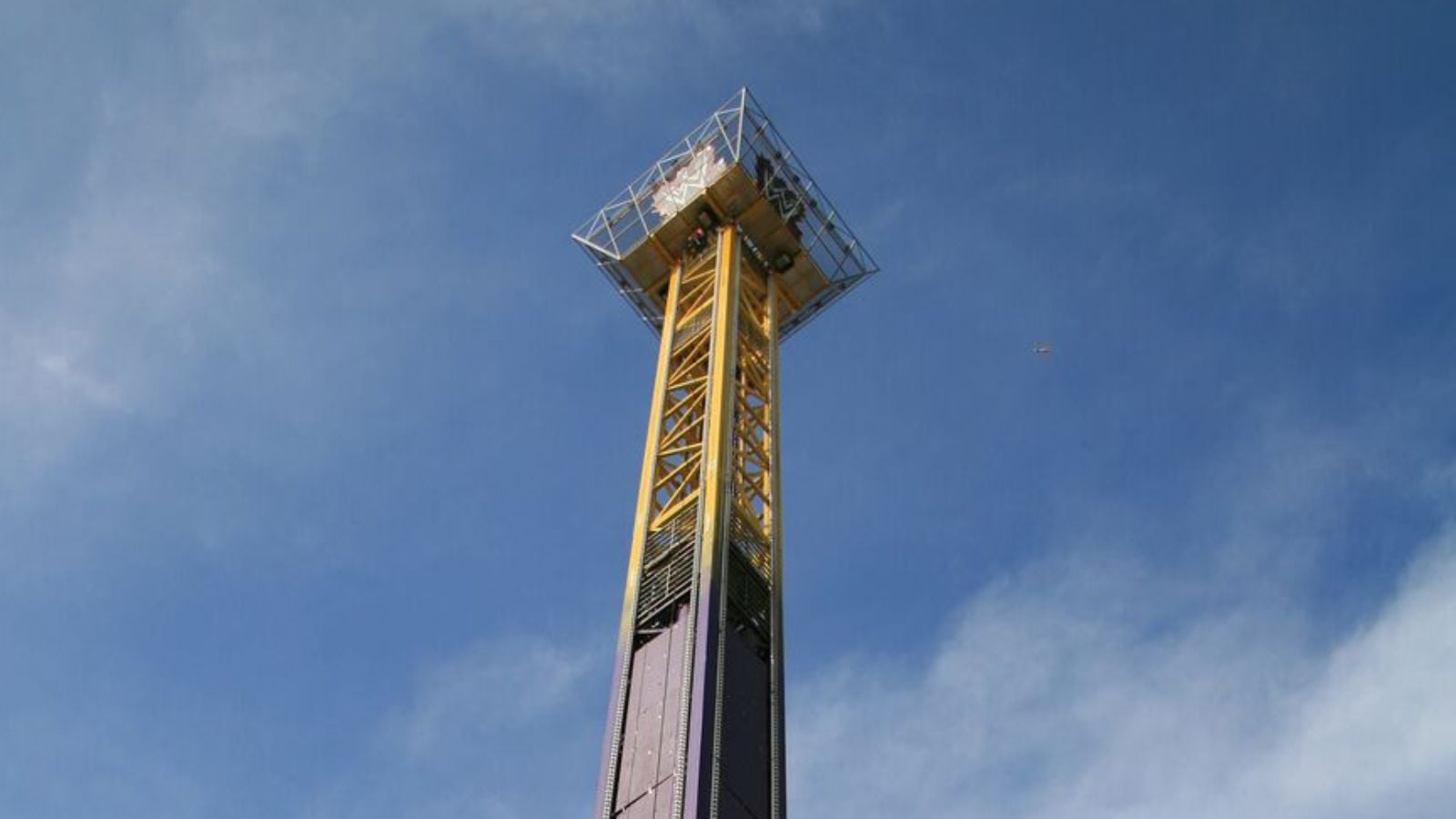 The Pile Driver Zamperla drop tower towering over Clifton Hill at WWE Niagara Falls. 