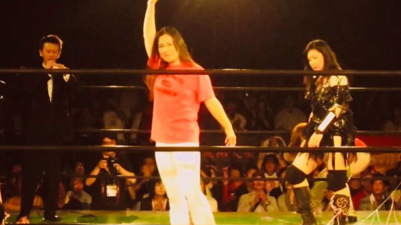 Itsuki Yamazaki steps into the spotlight, introduced to the crowd before her high-stakes match against technical wizard Manami Toyota. The anticipation builds for a Joshi dream clash blending JBA precision with Toyota's unparalleled innovation.