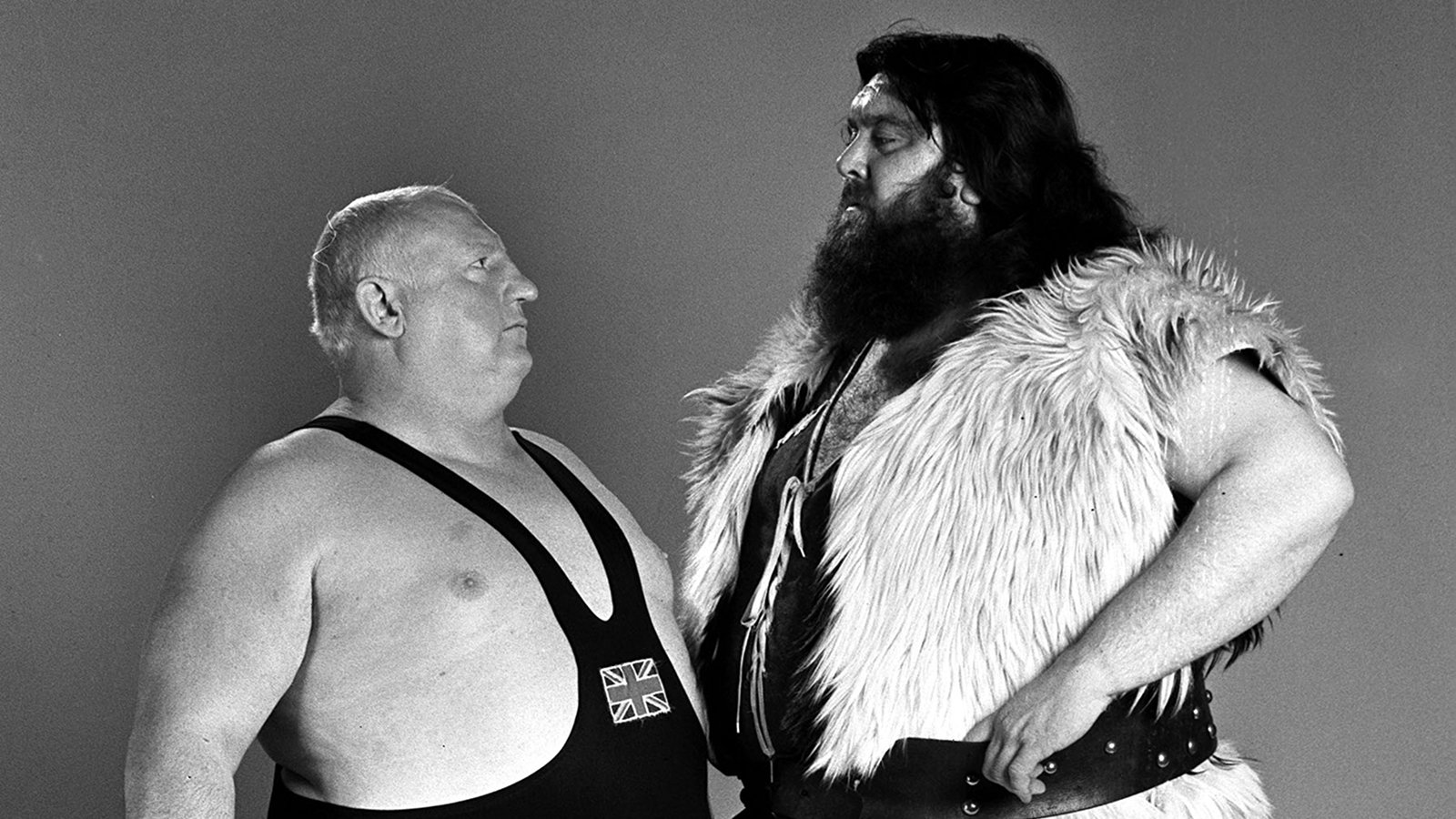 The Big Daddy vs. Giant Haystacks feud began in the mid-1970s, when they were initially tag team partners, before storyline tension led to a dramatic split. Haystacks turned fully heel, setting up the classic hero-versus-villain rivalry that captivated British wrestling fans nationwide for years. 