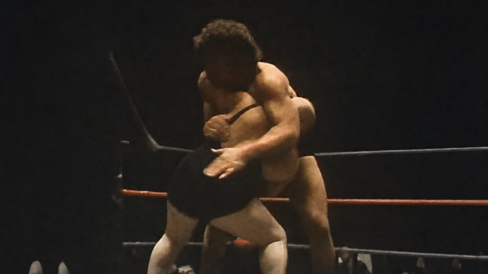 30 Times Andre the Giant Was Bodyslammed Butcher Vachon bodyslams Andre the Giant in Chicago, Illinois, on September 1, 1972, one of the earliest documented North American bodyslams of Andre's career.