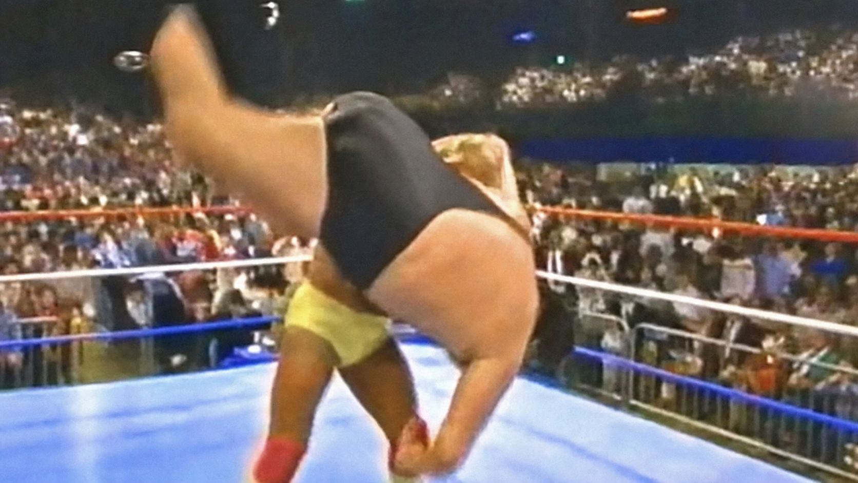 30 Times Andre the Giant Was Bodyslammed Hulk Hogan and Andre the Giant square off at WrestleMania IV at Trump Plaza in Atlantic City, New Jersey, on March 27, 1988, before more than 19,000 fans.