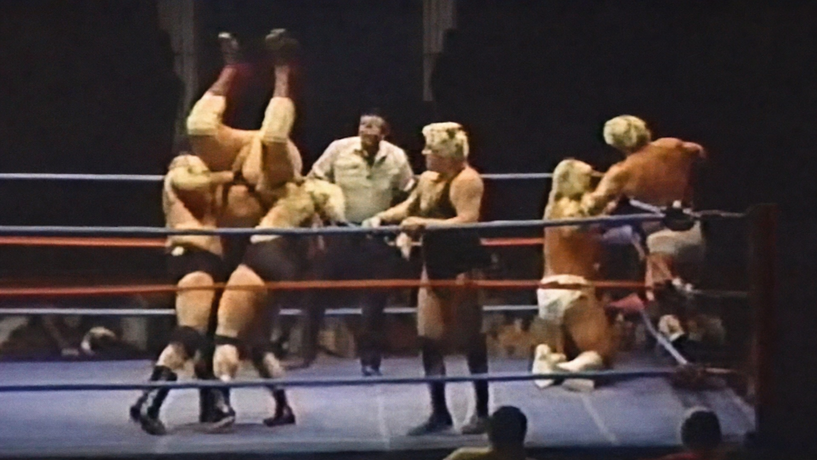 30 Times Andre the Giant Was Bodyslammed Ken Patera and Bobby Duncum combine for a double bodyslam of Andre the Giant in St. Paul, Minnesota, on November 7, 1982, during their American Wrestling Association run.
