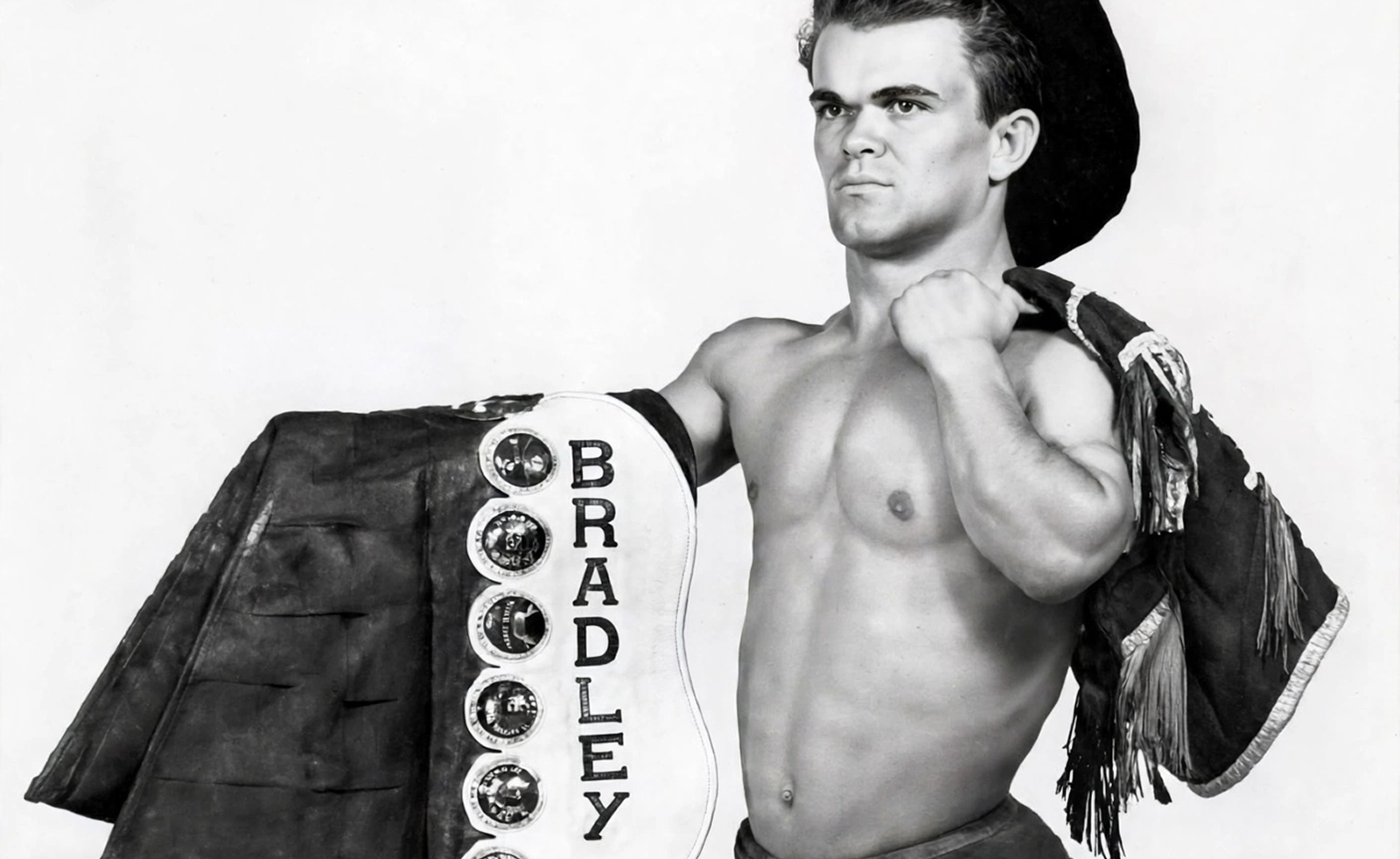 21 Little People Wrestlers Who Built a TV Wrestling Boom Cowboy Bradley, who won the world title in Atlanta in 1960
