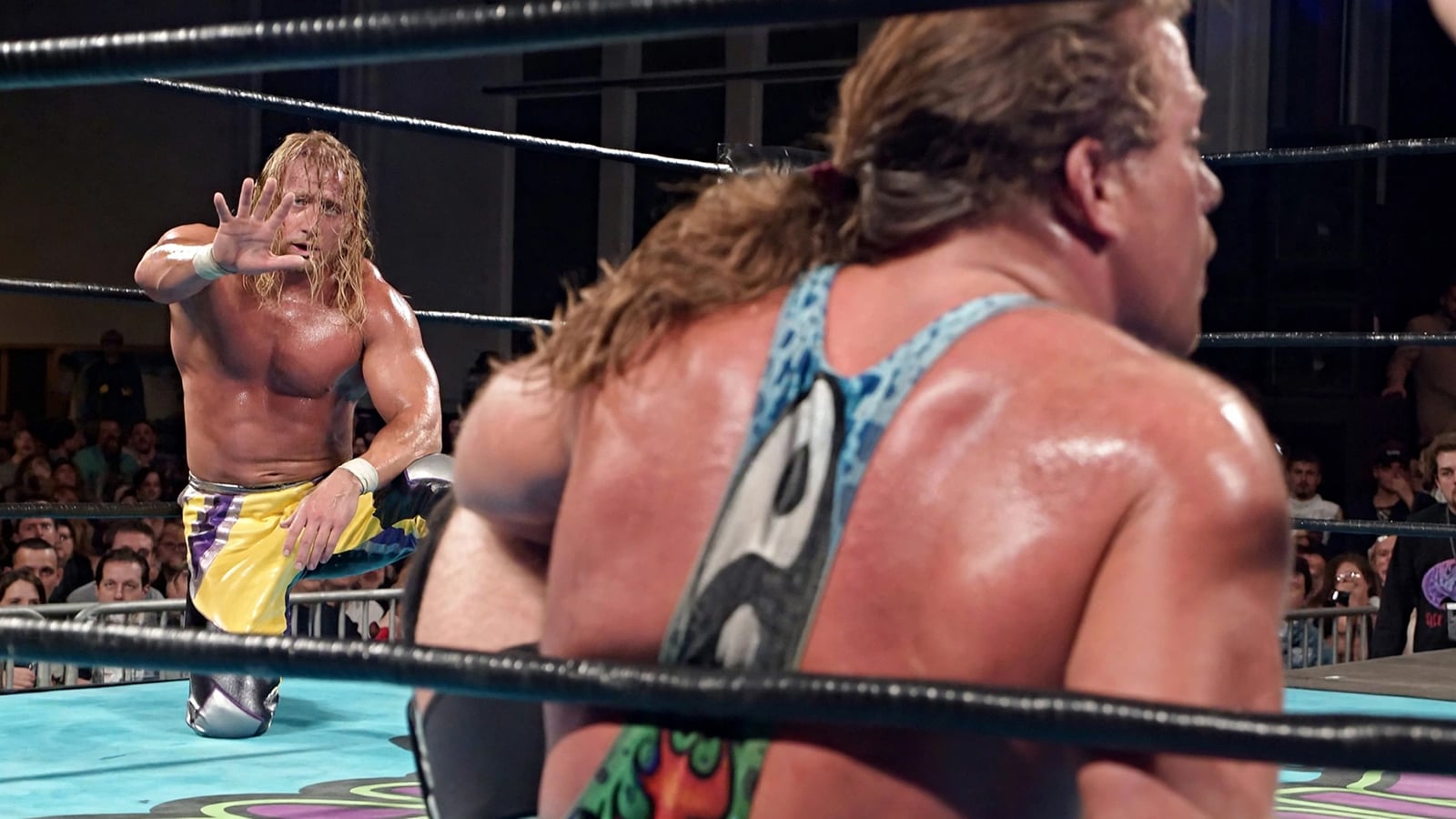 ECW on TNN: The Deal That Doomed a Wrestling Revolution ECW World Television Champion Rob Van Dam across from challenger Jerry Lynn during their acclaimed 1999 ECW World Television Championship feud.